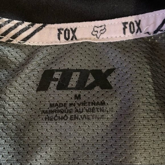 ⭐️ Fox Rashguard Long Sleeve * Med - Picture 5 of 13